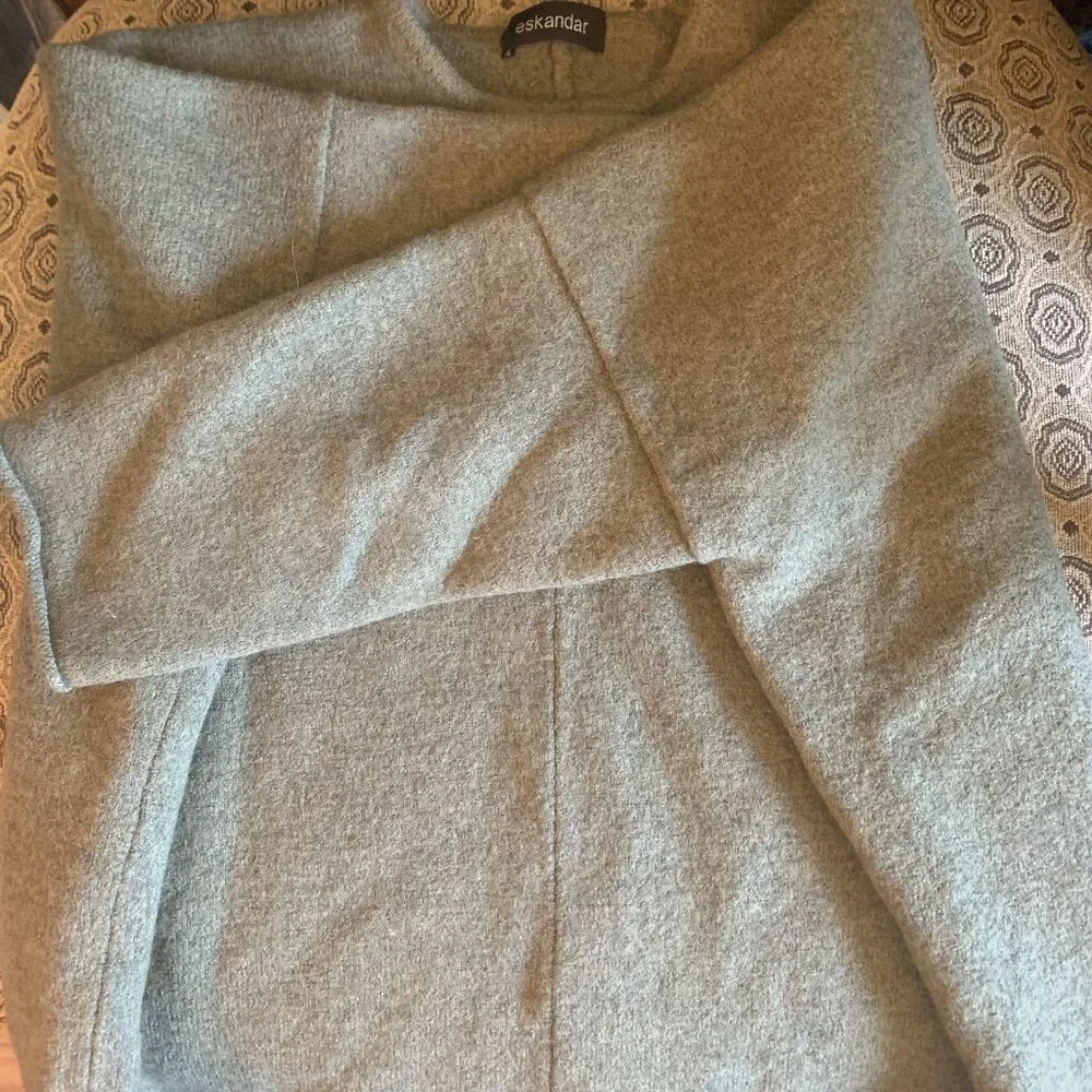 Green O/S Wool eskandar Crewneck Sweater with 3/4 sleeves - Picture 2 of 10